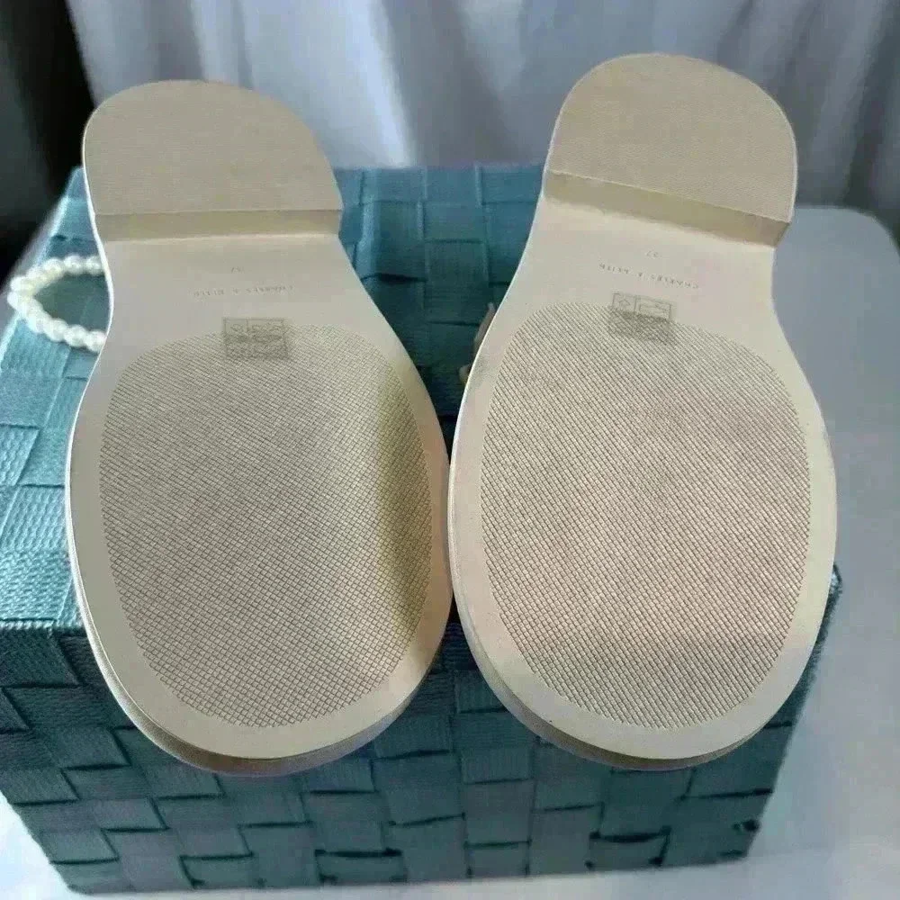 👑👑Charles & Keith Women's Chalk Nola Beaded Strap Platform Ivory Size 6.5